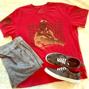 Men’s red grunt style t shirt